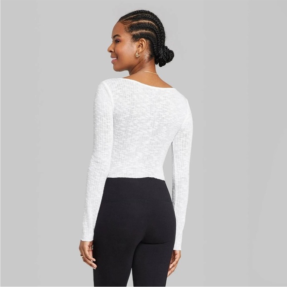 •new• WILD FABLE Sweetheart Long Sleeve Crop - Picture 2 of 9